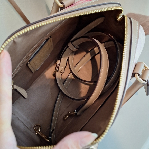 Coach Rowan Satchel Bag In Blocked Signature Canva s CH486 New - Picture 7 of 9